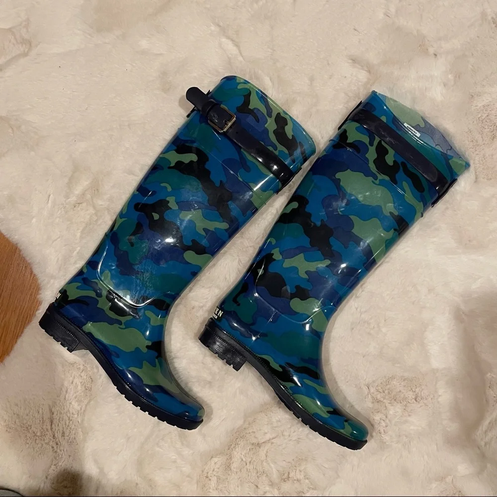 LRL ‘Rossalyn’ Rain-boot - Picture 2 of 6
